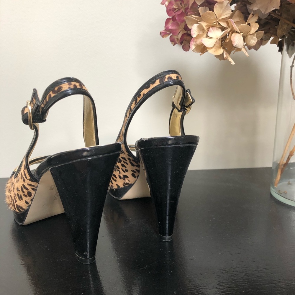Anne Klein sling back peep toe heels